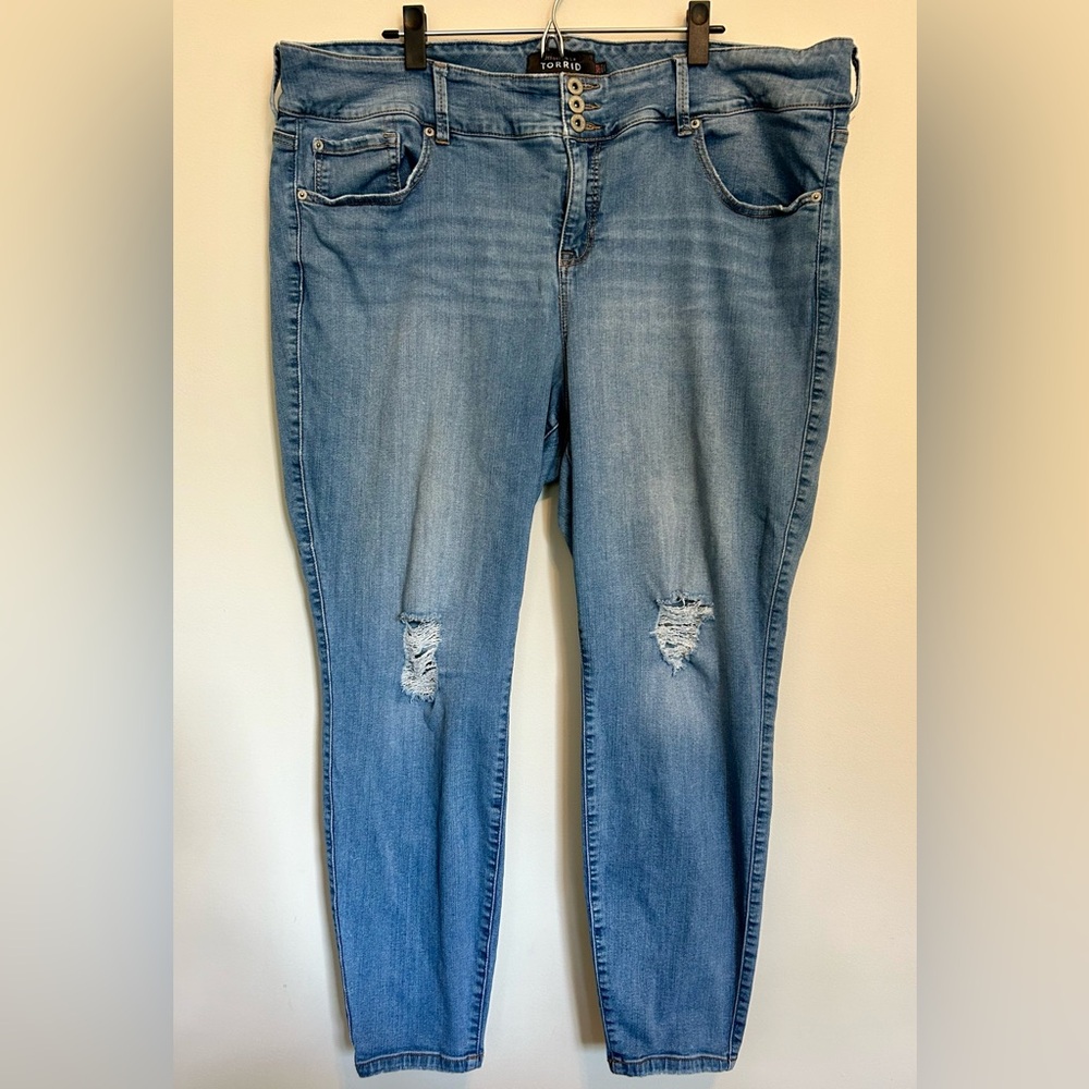 TORRID Premium Jegging Jeans - 26R